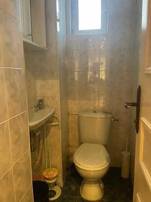 Дава се под наем Четиристаен апартамент в София, Център - 130 кв.м за 875 € - Снимка #5