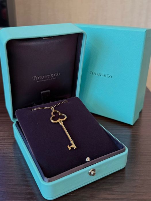 Продам подвеску Ключ от Тиффани оригинал.