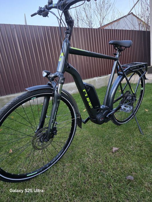 Bicicleta cube kathmandu pro  electric.