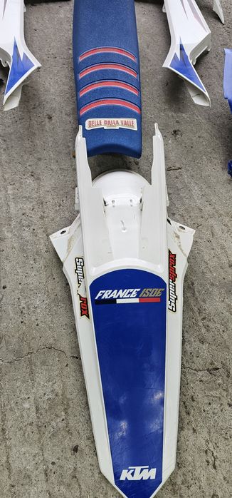 Пластмаси  KTM six day  france 2018