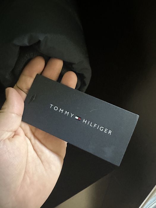 Зимняя куртка с капюшоном