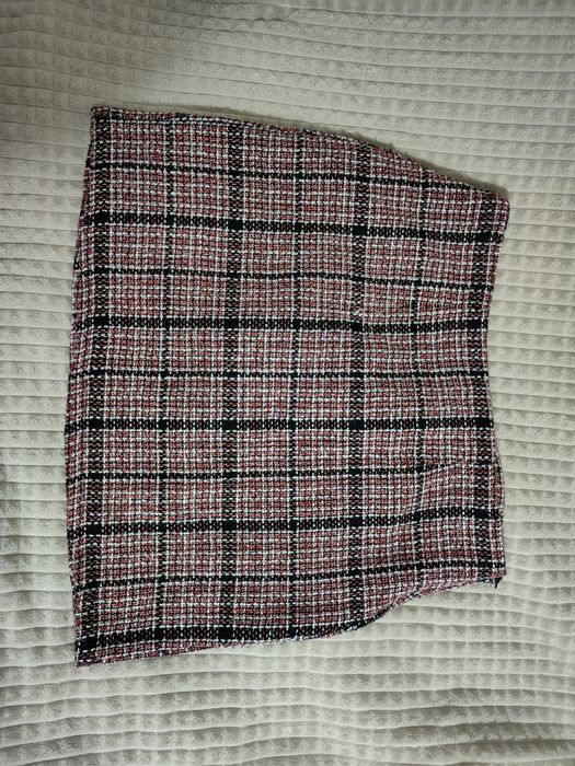 Костюм - сако и пола