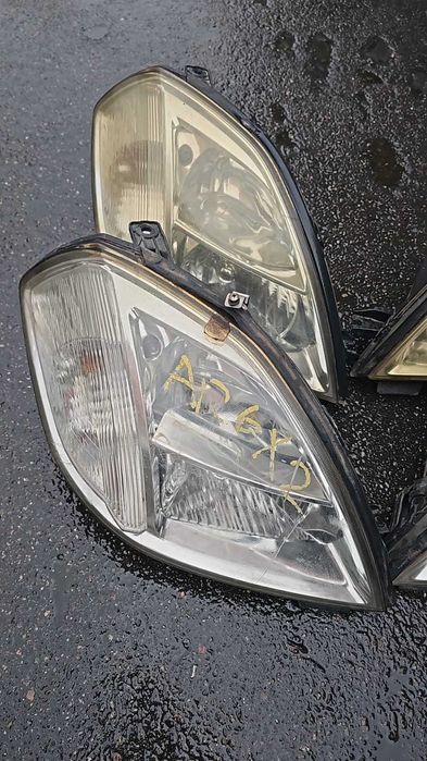 Фары на Nissan Teana