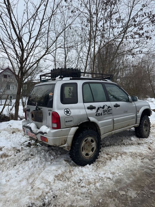 Vând Suzuki grand vitara