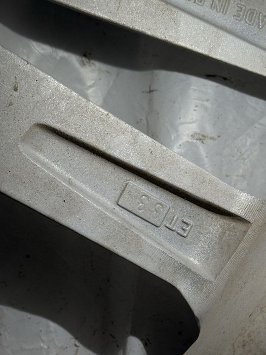 Продам диски R18