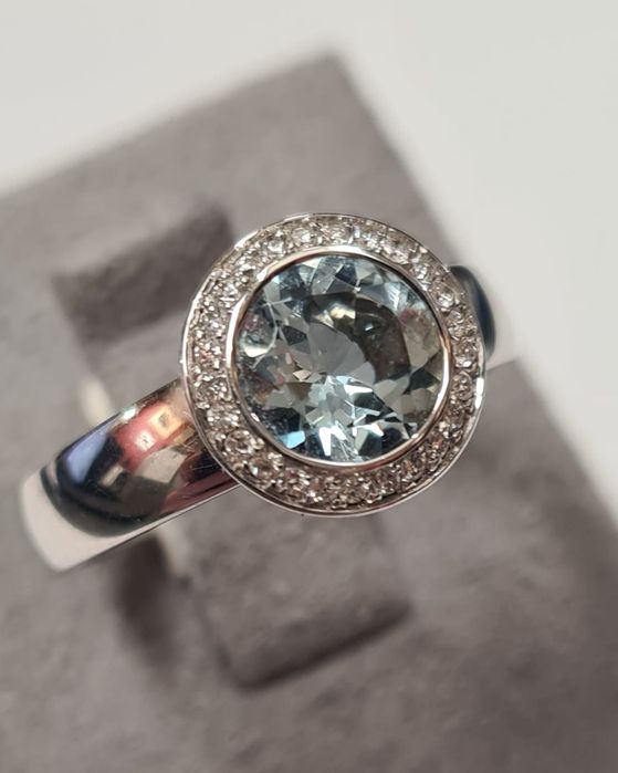 Inel din aur alb 14k, cu acvamarin natural si diamante naturale,