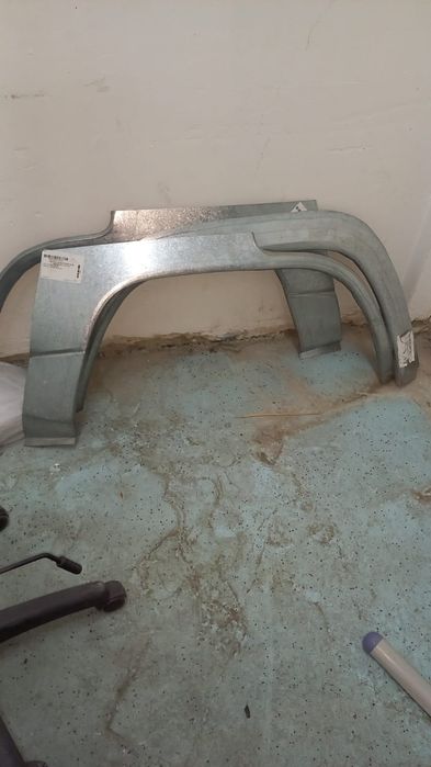 Арки на Prado 78 , правая и левая сторона