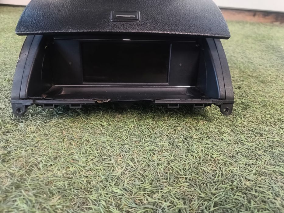 Navigație mica Mercedes-Benz C-Class W204