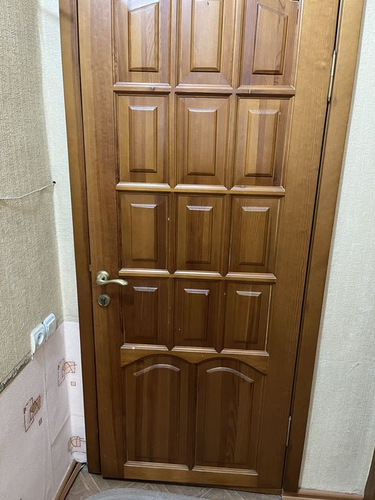 Продам межкомнатные двери