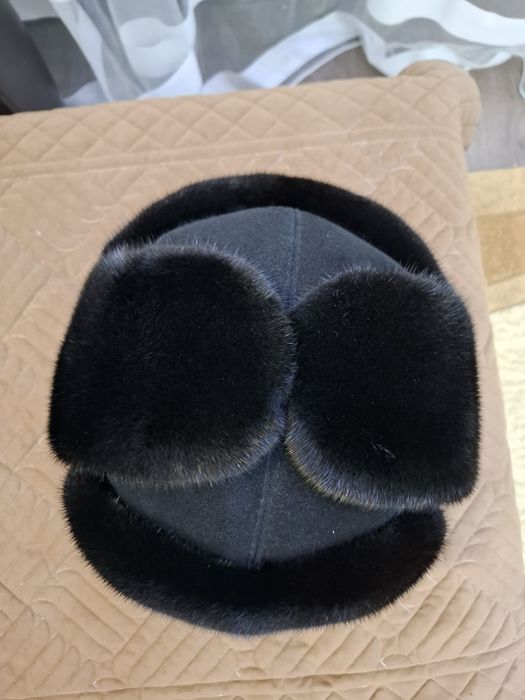 Норковая шапка,зима.