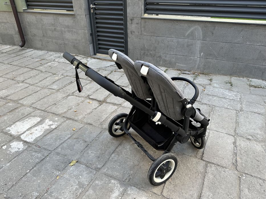 Детска количка за Близнаци