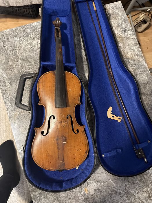 Vioara 3/4 necesita reparatie