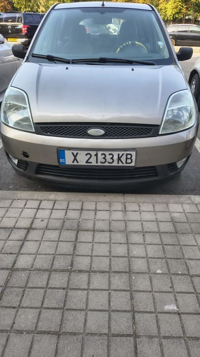 продавам ford fiesta