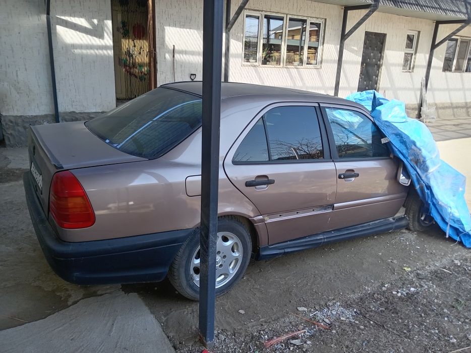 Мерседес сешка 202