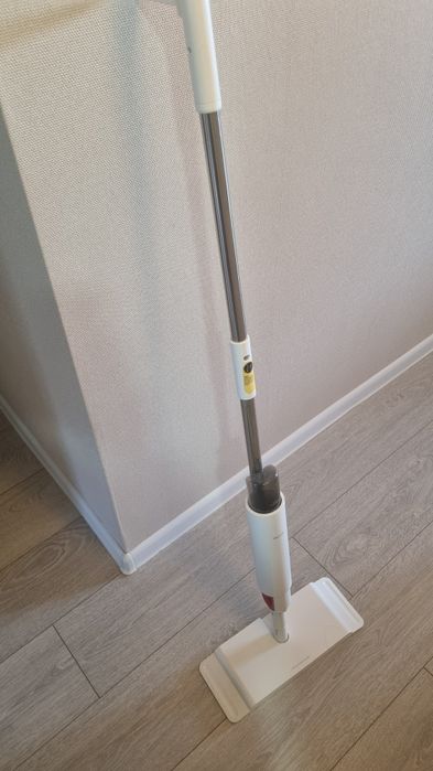 Продам швабру с распылитель XIAOMI