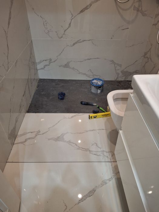 Execut lucrări renovare apartamente ,case, interior/exterior