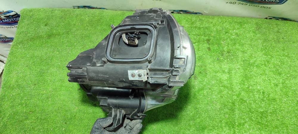 FAR STANGA BI-XENON CU LUPA MINI COOPER / ONE / S (R55, R56, R57) COD OEM 162705-03 / 0301225274 2006-2010 (4F2)