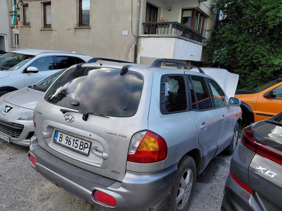 Джип Hyundai Santafe 4×4 2.0dizel