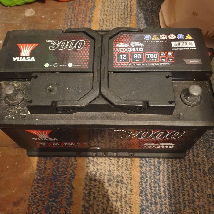 Vand 2  Baterii Auto 12 V  Ultra Power 74 AH 680 A(EN) /  80 AH  760  A (EN)