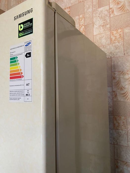 Холодильник двух дверный