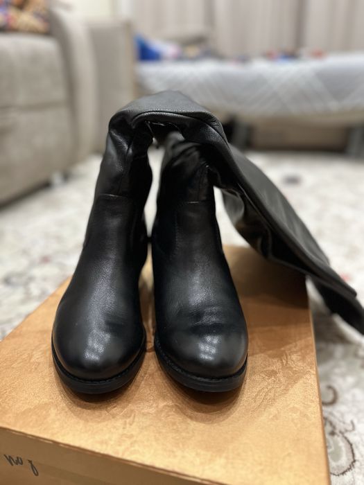 Продам зимнюю обувь