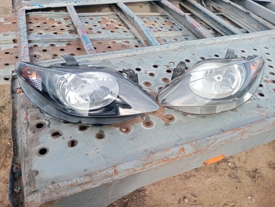 Faruri seat ibiza 4 2012