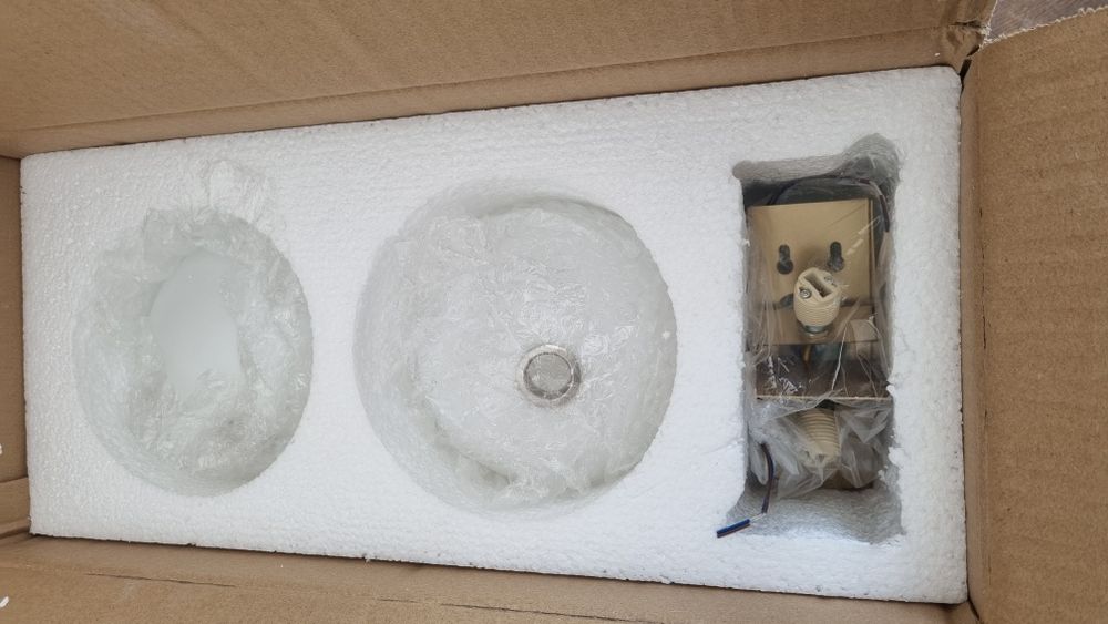 Продам настенное бра