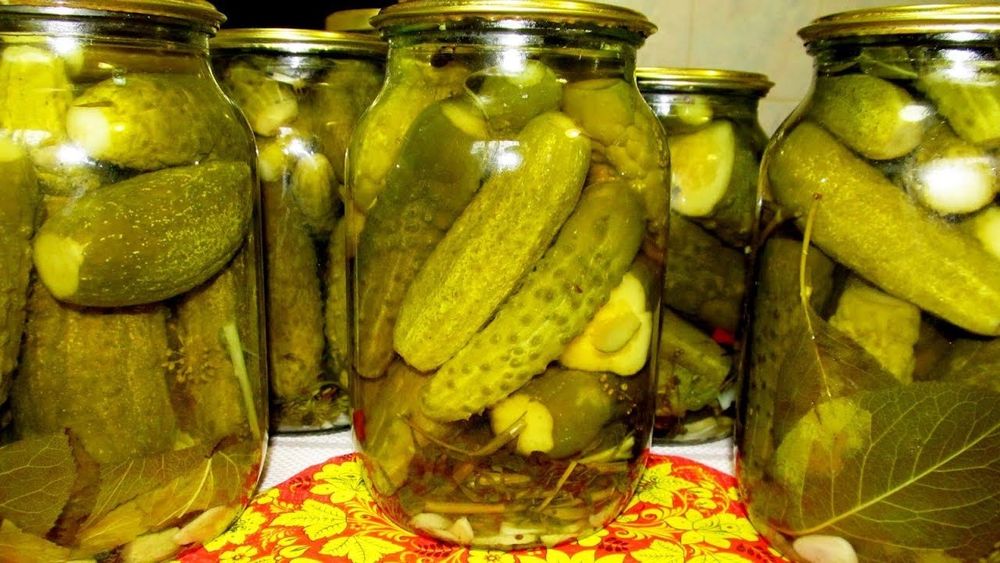 Вишневый компот и соленье.