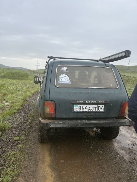 Нива 4х4 1.7 жасыл түс