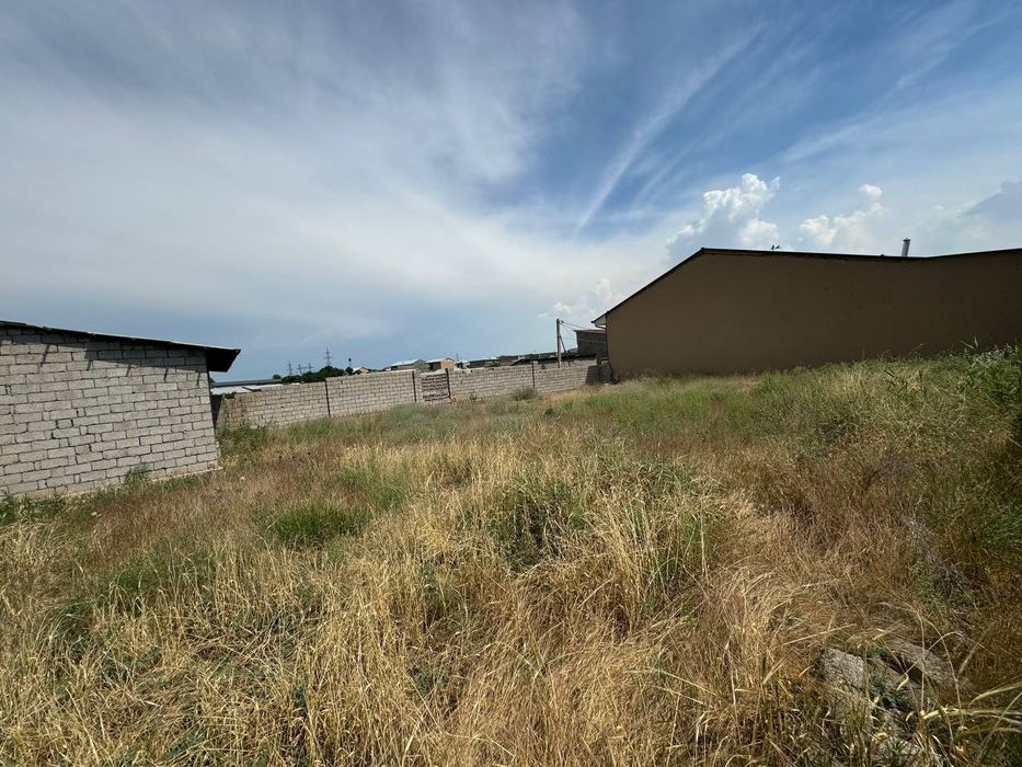 Продаётся земля под строительство