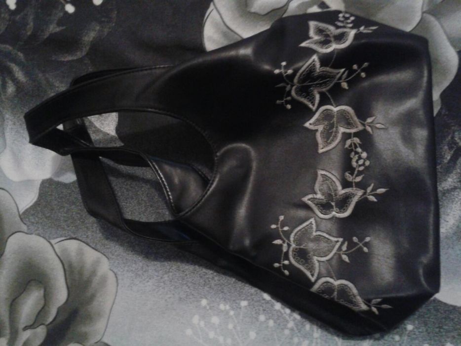 Дамски чанти, различни видове, цена по договаряне