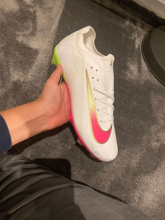 Ghete de fotbal nike elite mercurial