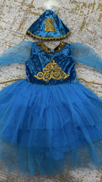 Отдам носили 1 раз на наурыз  5-6лет