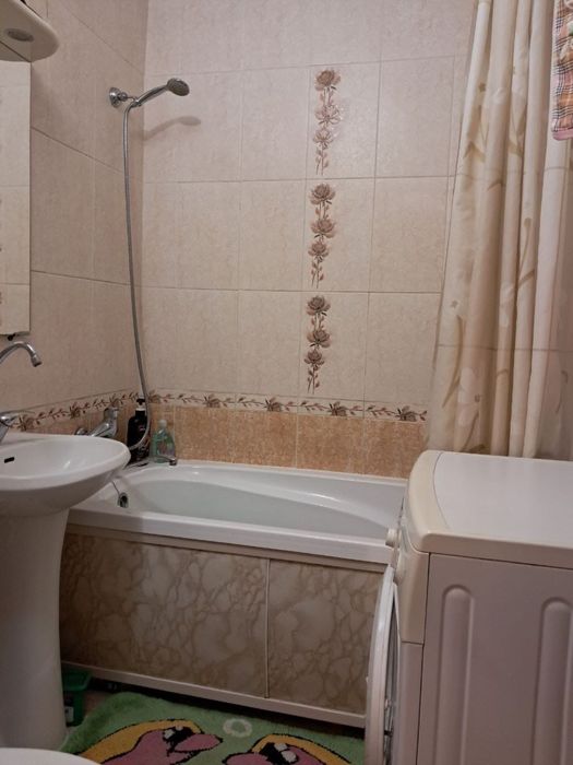Продам 2 комнатную квартиру