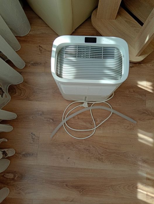 Dezumidificator AlecoAir D13 TRADITIO (13L/zi, Wi-Fi) – Ca nou / Stare impecabilă