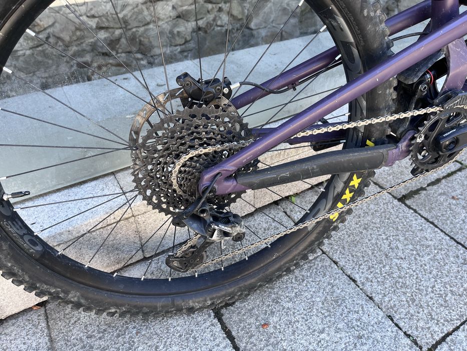 Bicicletă Santa Cruz Nomad 4