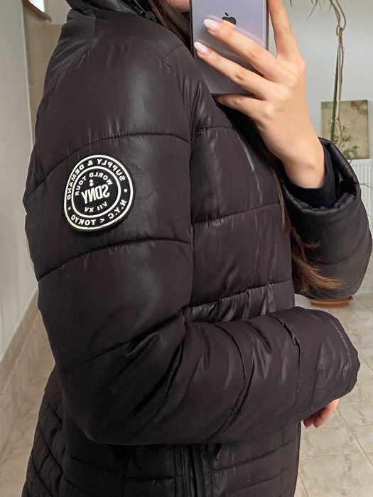 Geaca Supply & Demand neagra de fas pentru femei cu gluga ajustabila