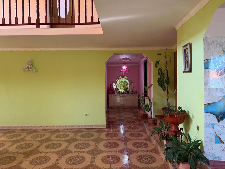Proprietar. Vind casa in DAIA