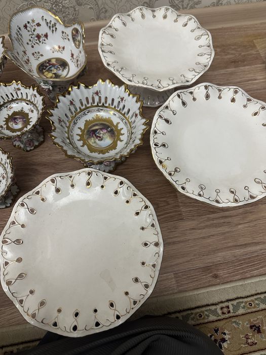 Посуда красивые, в хорошем состоянии.