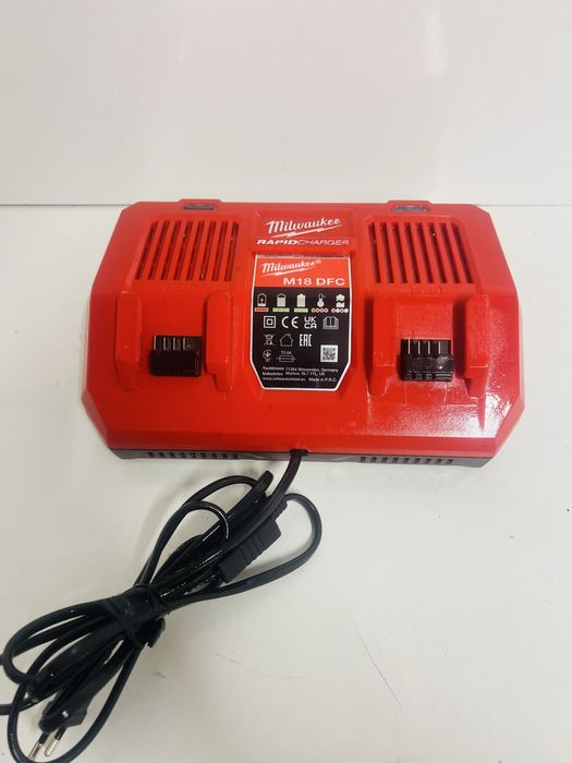 Milwaukee M18 DFC statie rapida