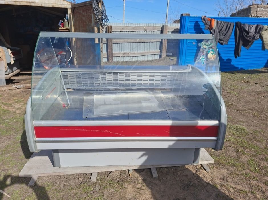 Продам холодильник