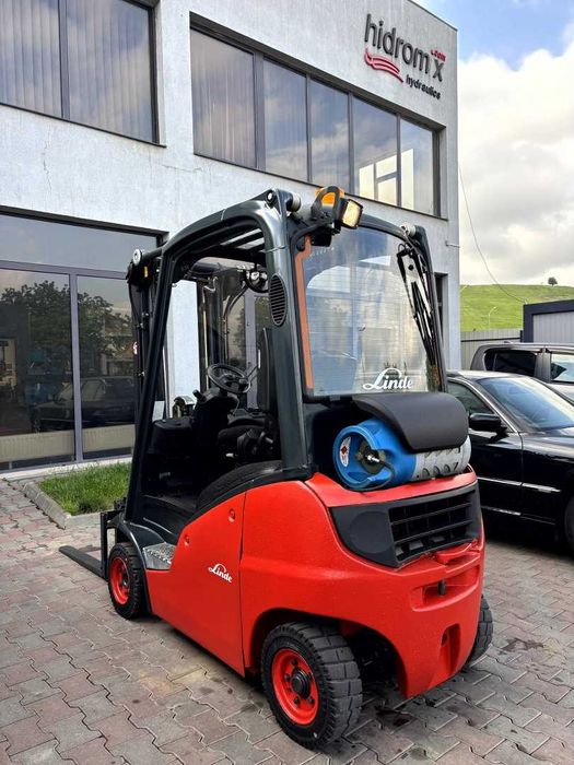 Stivuitor - Motostivuitor Linde H16T-01 TRIPLEX  An fabricație: 10/2011