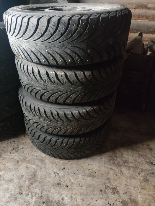 Продам стояли на мерседесе 190