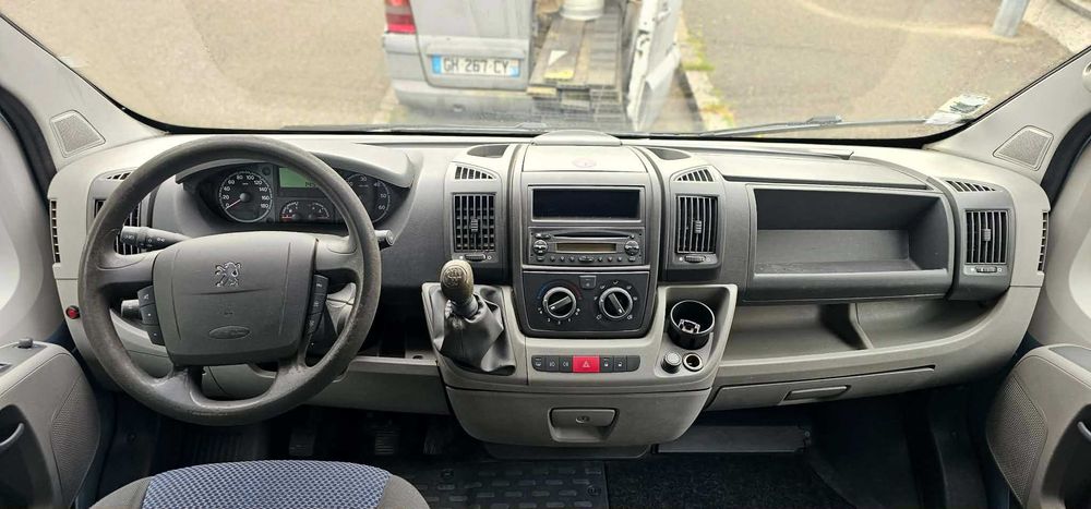 Peugeot boxer L1H1 2.2 HDI 101 cai 9 locuri