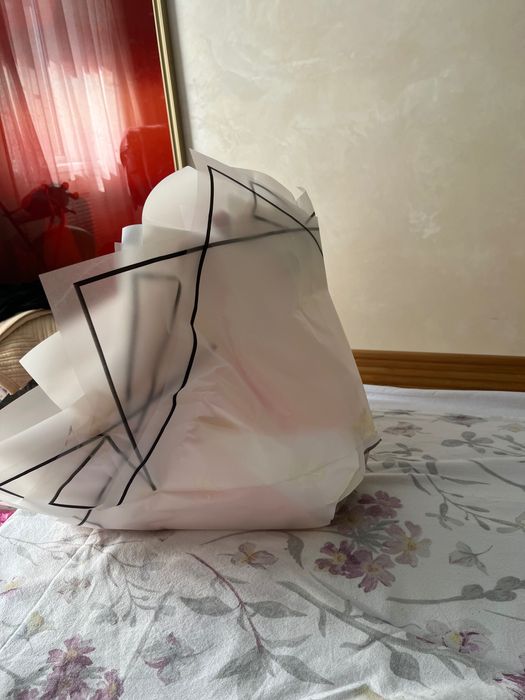 Букет роз из атласной ленты