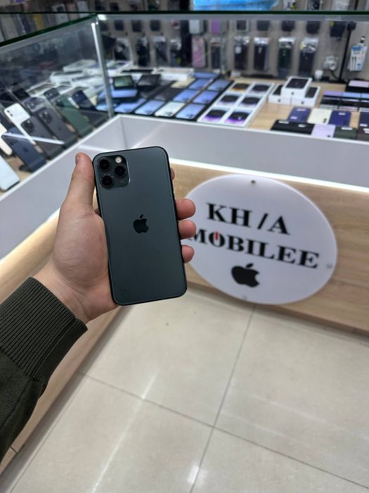 Iphone 11 pro.      .