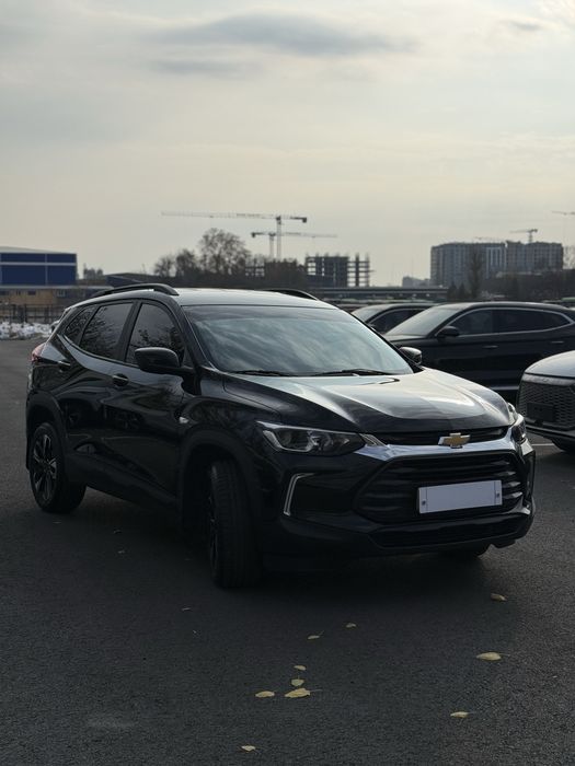 Shevrolet Tracker 2 LS 2023 ideal