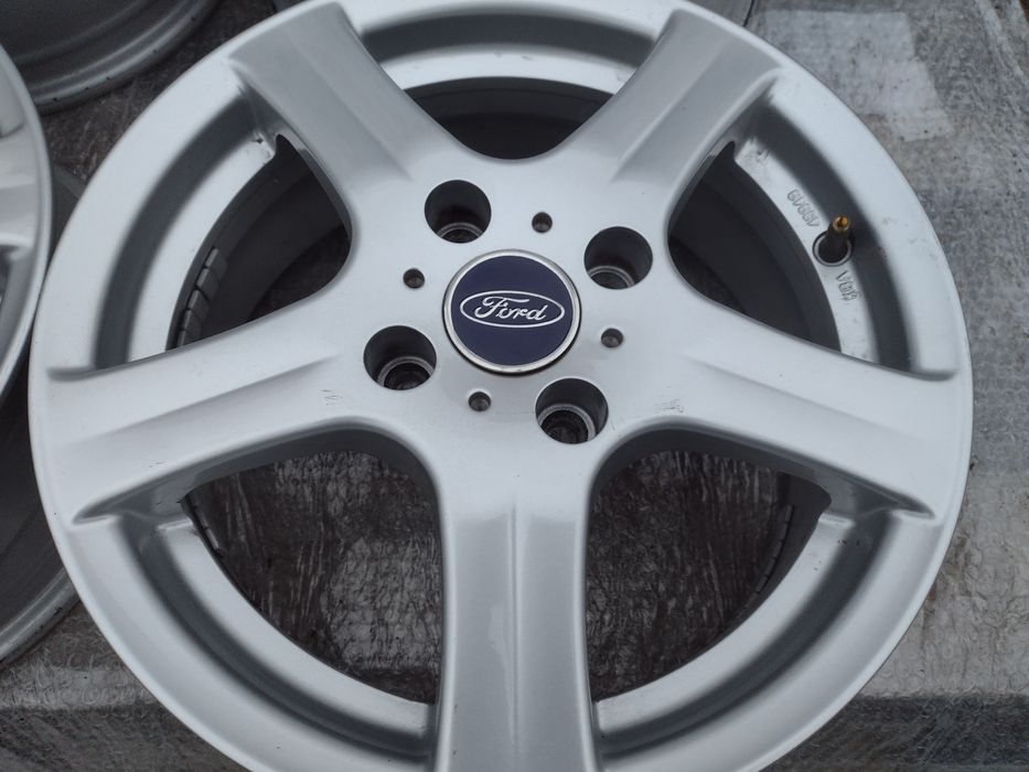 Почти нови ENZO 15-4x108 ET46 6j Ford Fiesta MK7