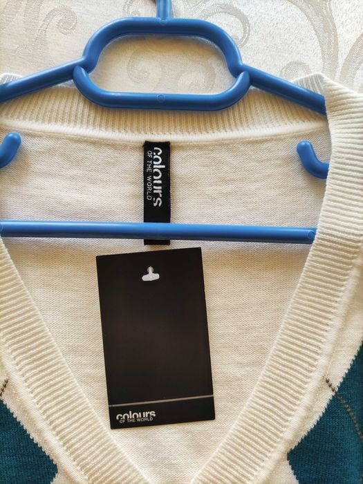 Pulover nou mărimea 34-36 (S)