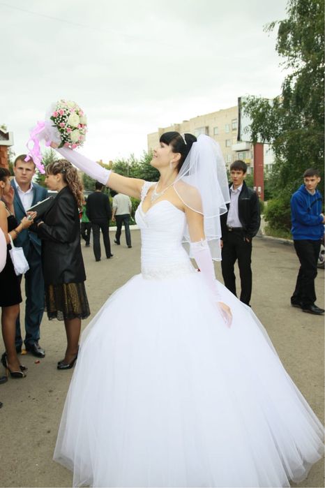 Свадебное платье